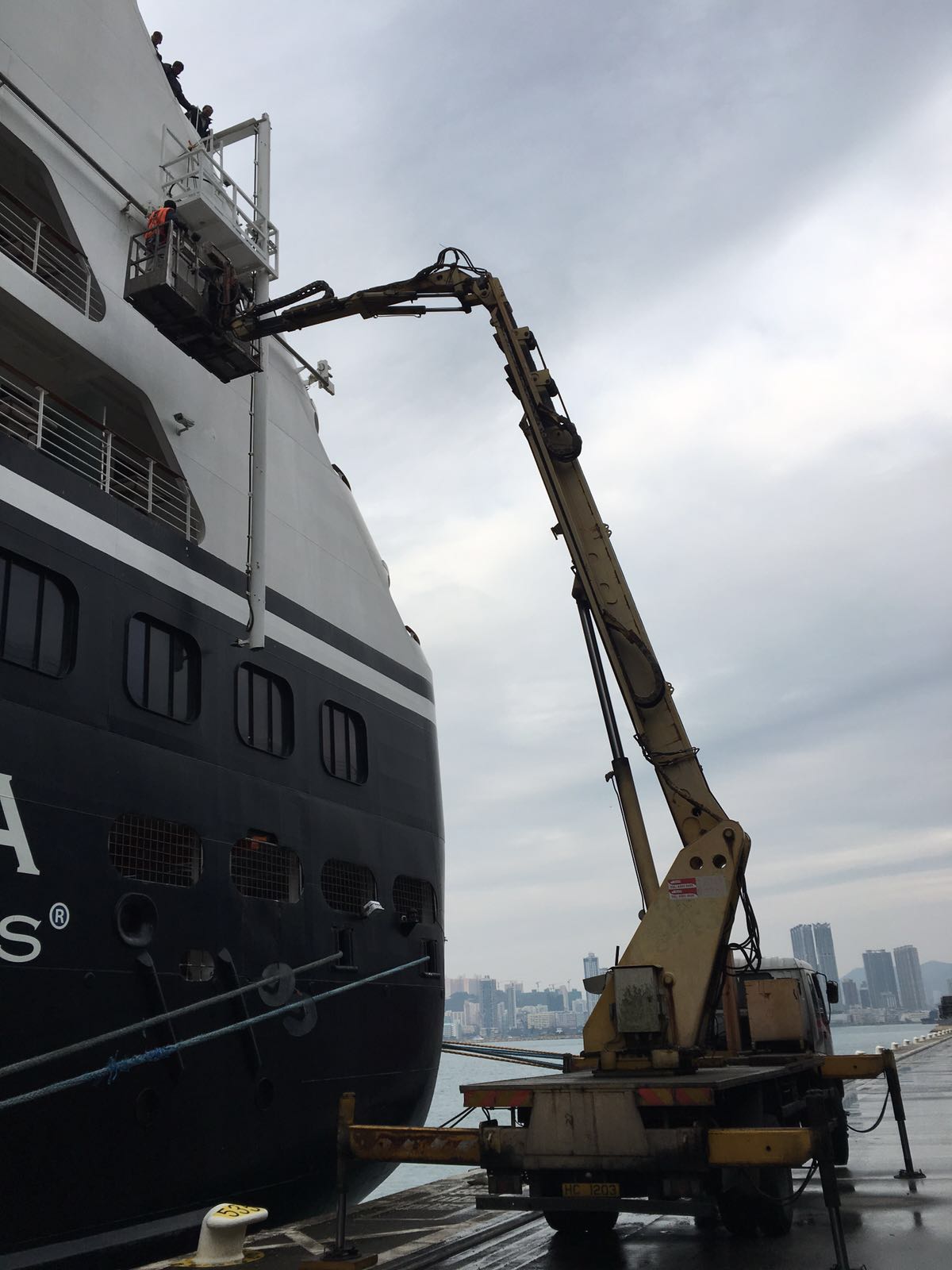 28M 街燈車 - 郵輪碼頭